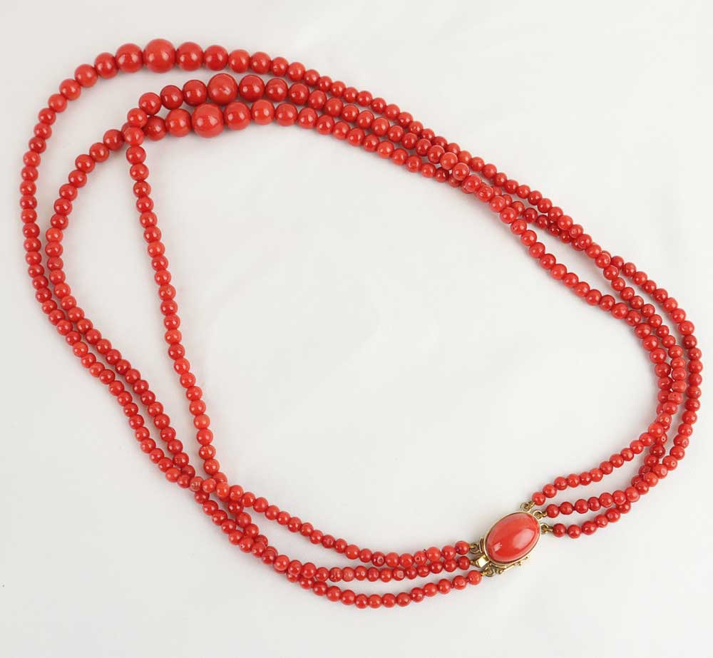 Collana corallo cod 7165
