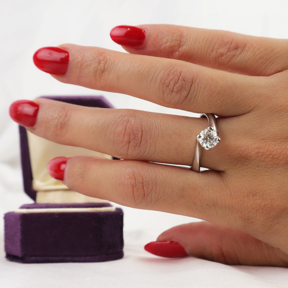 Anello solitario cod. 6551