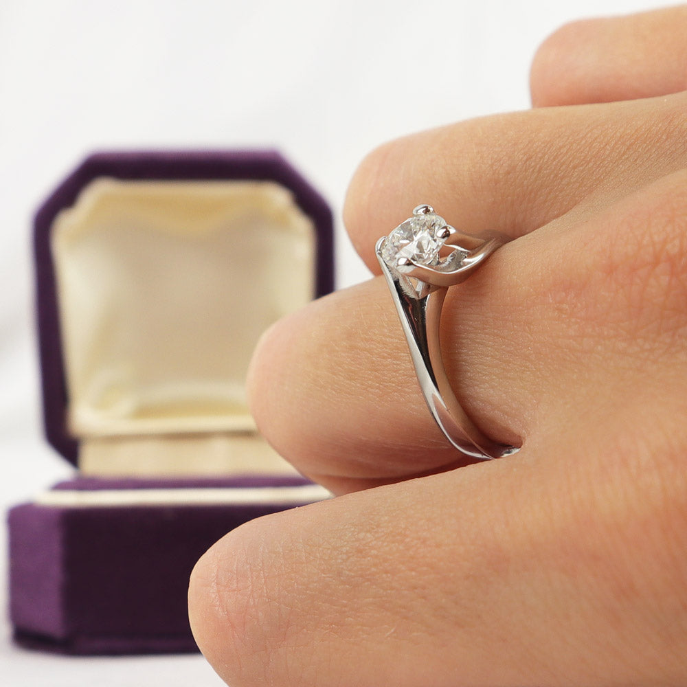 Anello solitario cod. 6551