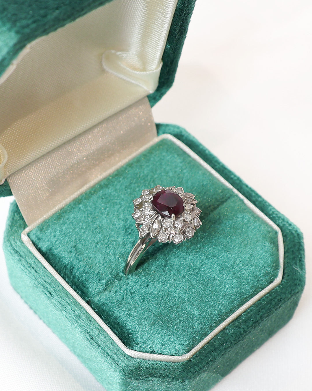 Anello Rubino cod. 8607