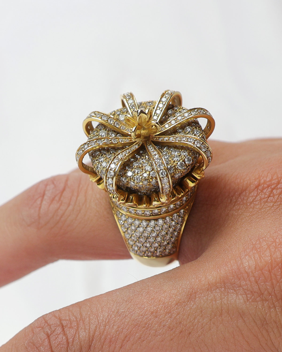 Anello Vistoso oro bianco e diamanti cod. 8137