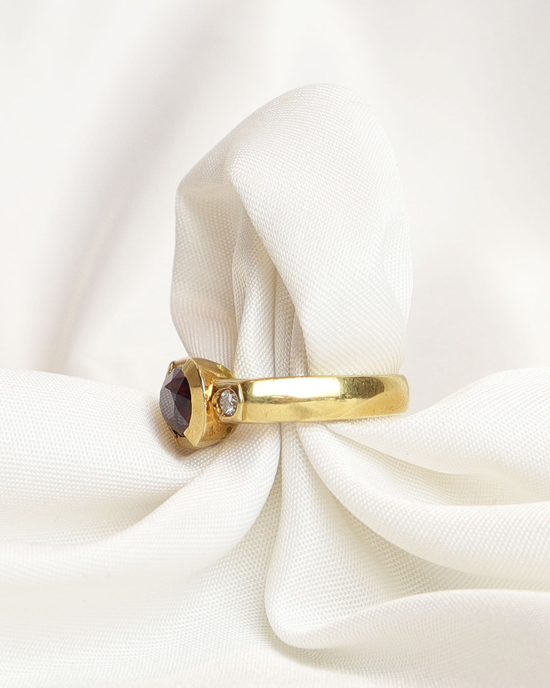 Anello rubino cod. 7883