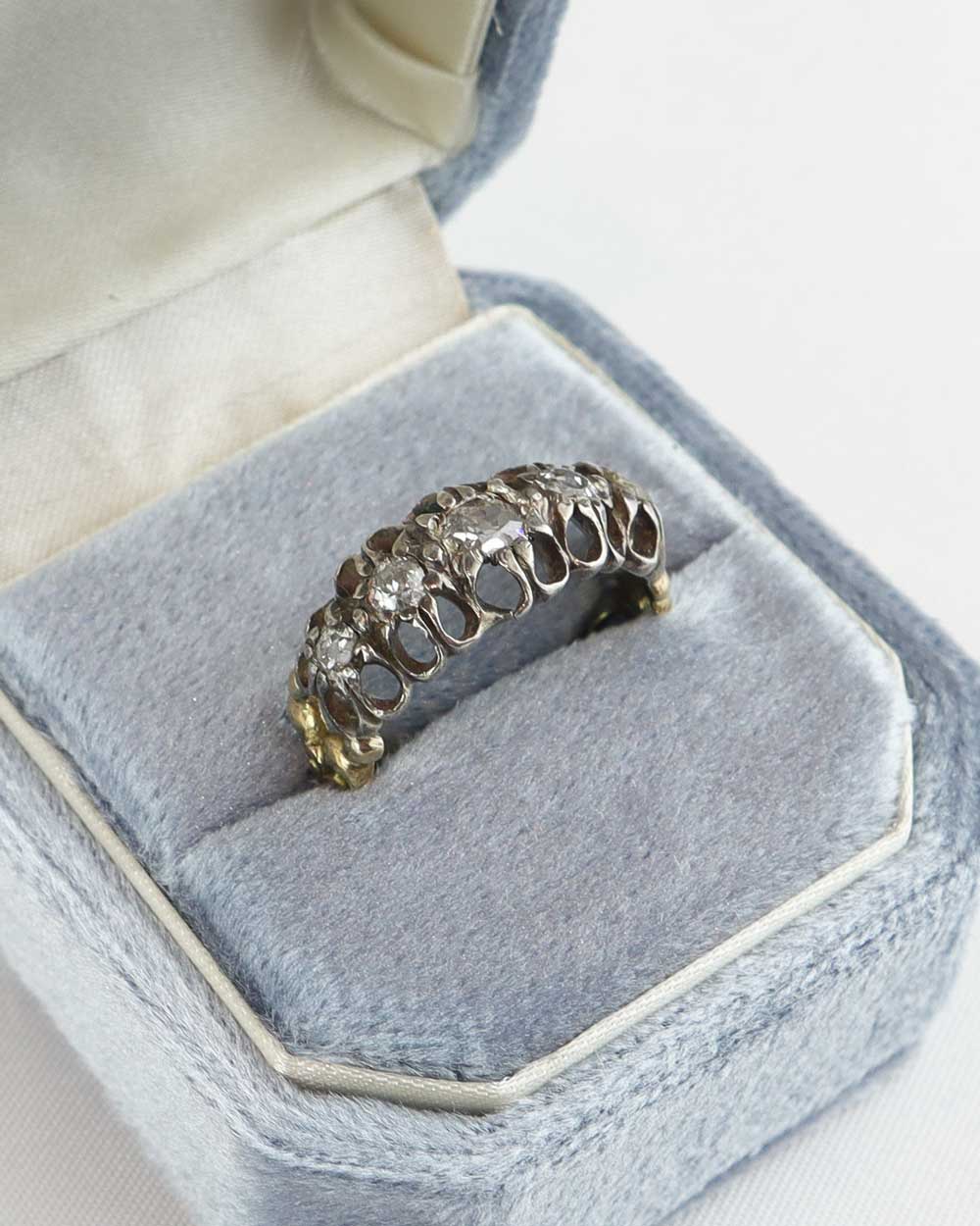 Anello antico cod. 7837