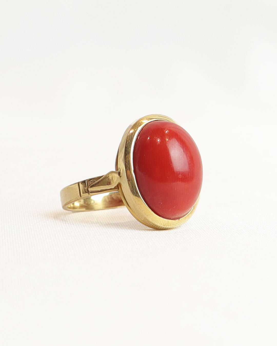 Anello corallo cod. 7949