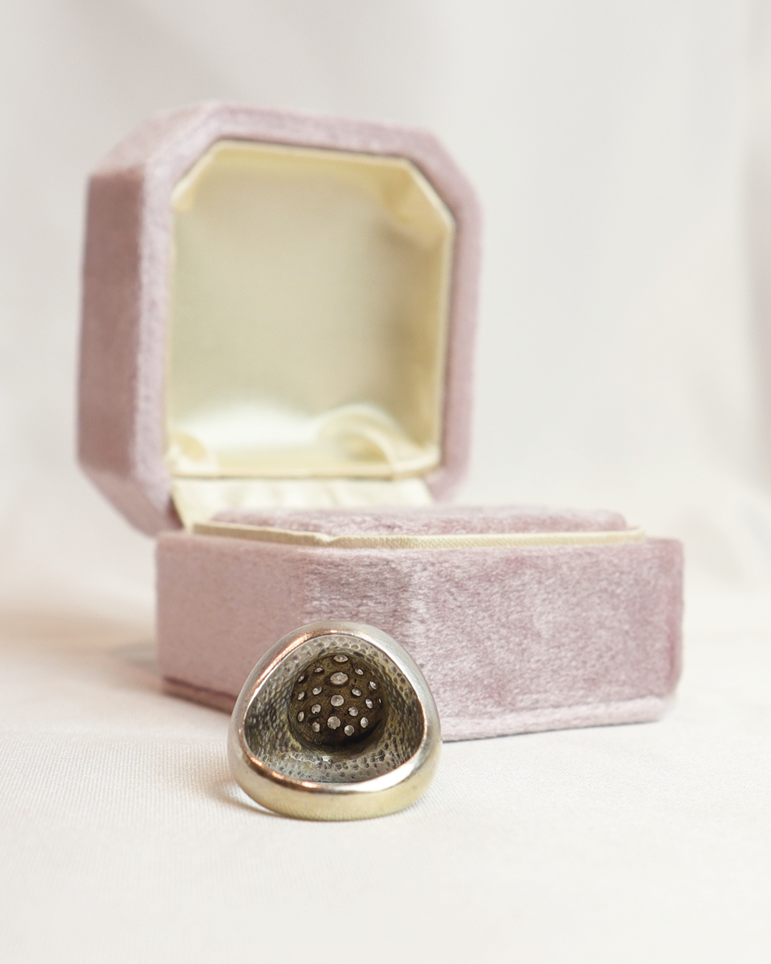 Anello da mignolo oro e diamanti cod. 8039