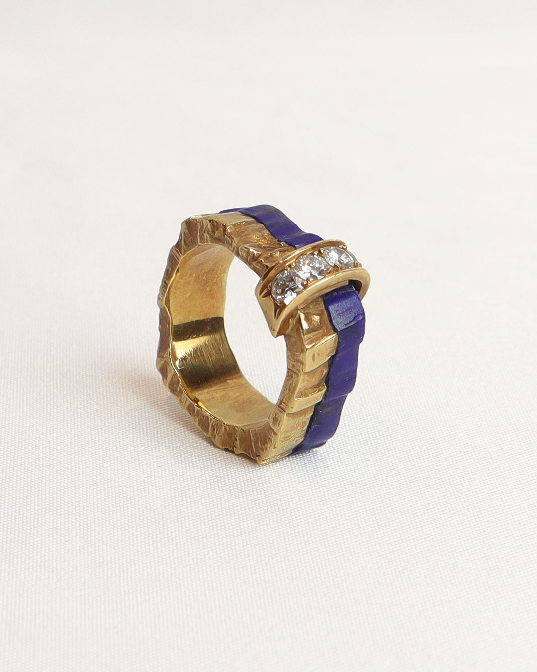 Anello in oro e lapislazzulo cod. 7982