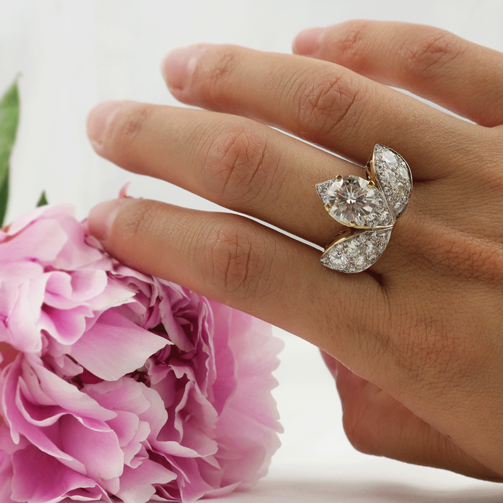 Anello oro, diamanti e moissanite cod. 6674