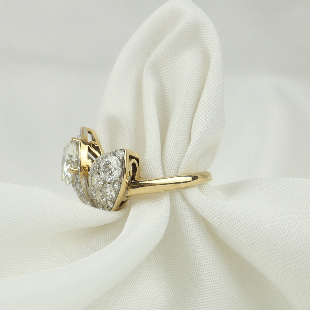 Anello oro, diamanti e moissanite cod. 6674