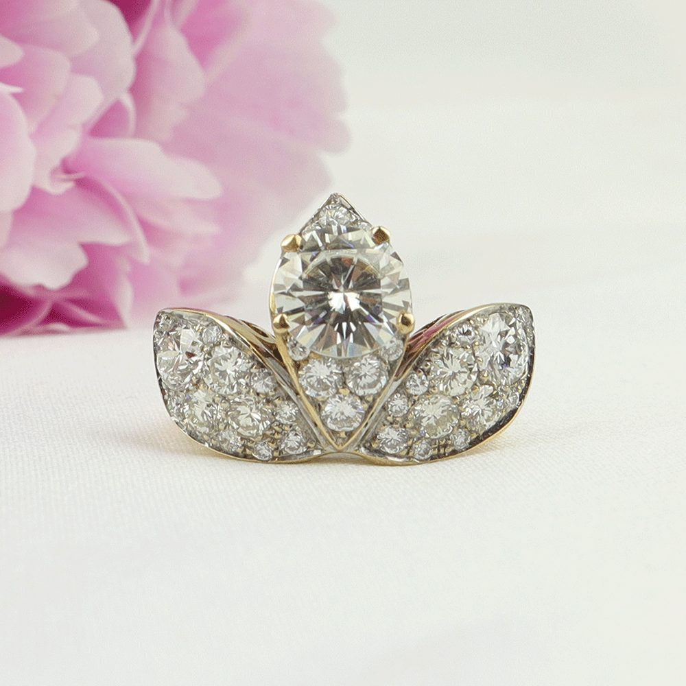 Anello oro, diamanti e moissanite cod. 6674