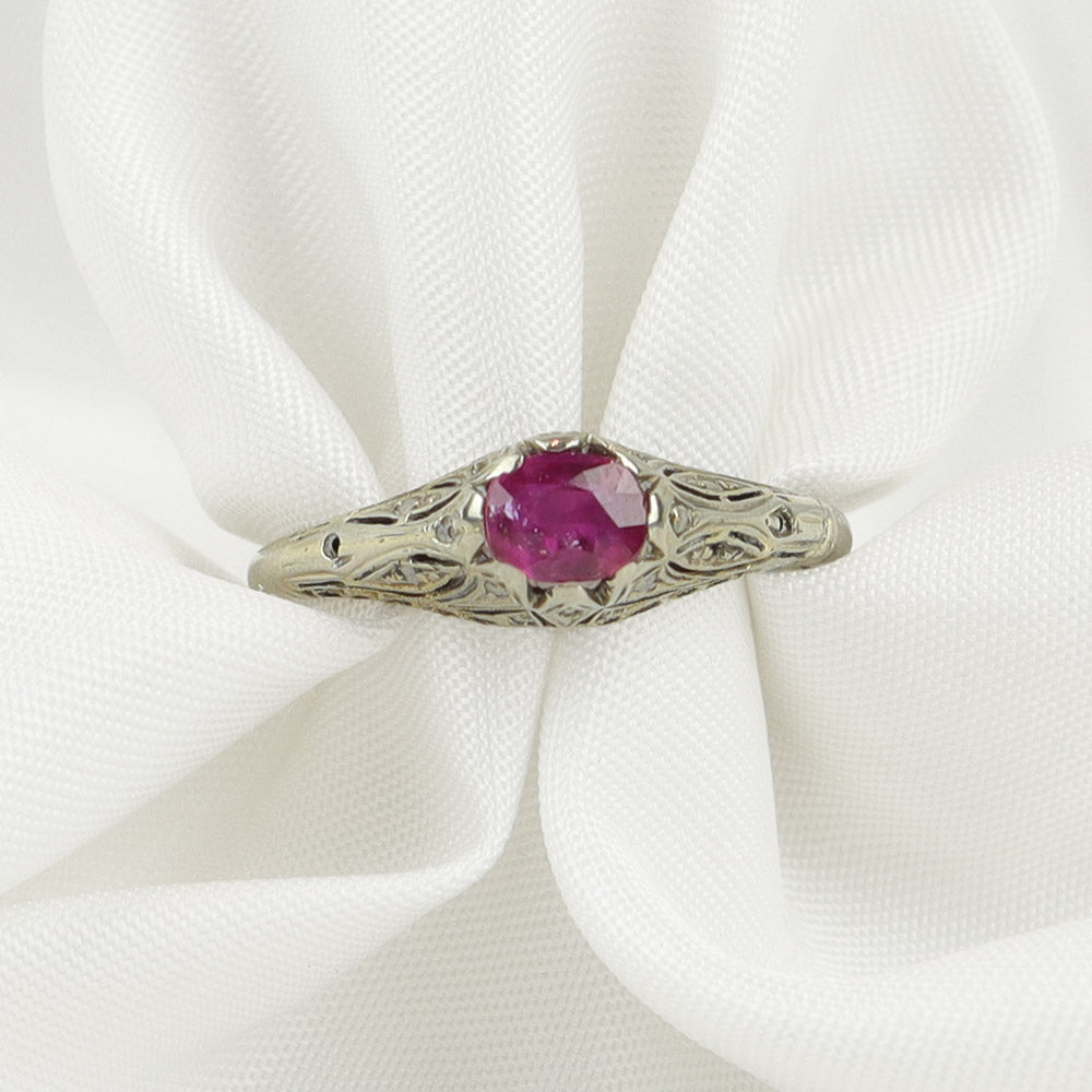 Anello platino e rubino cod. 6636