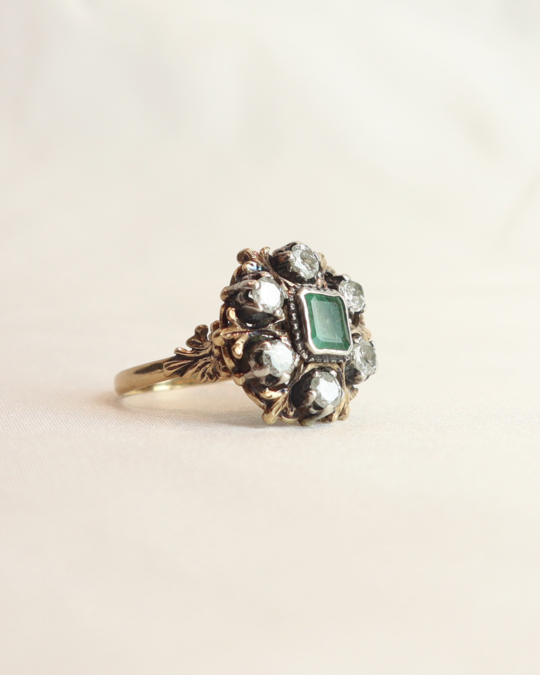 Anello smeraldo naturale cod. 8121