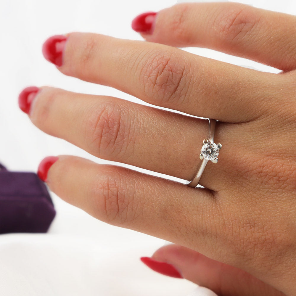 Anello solitario cod. 6823