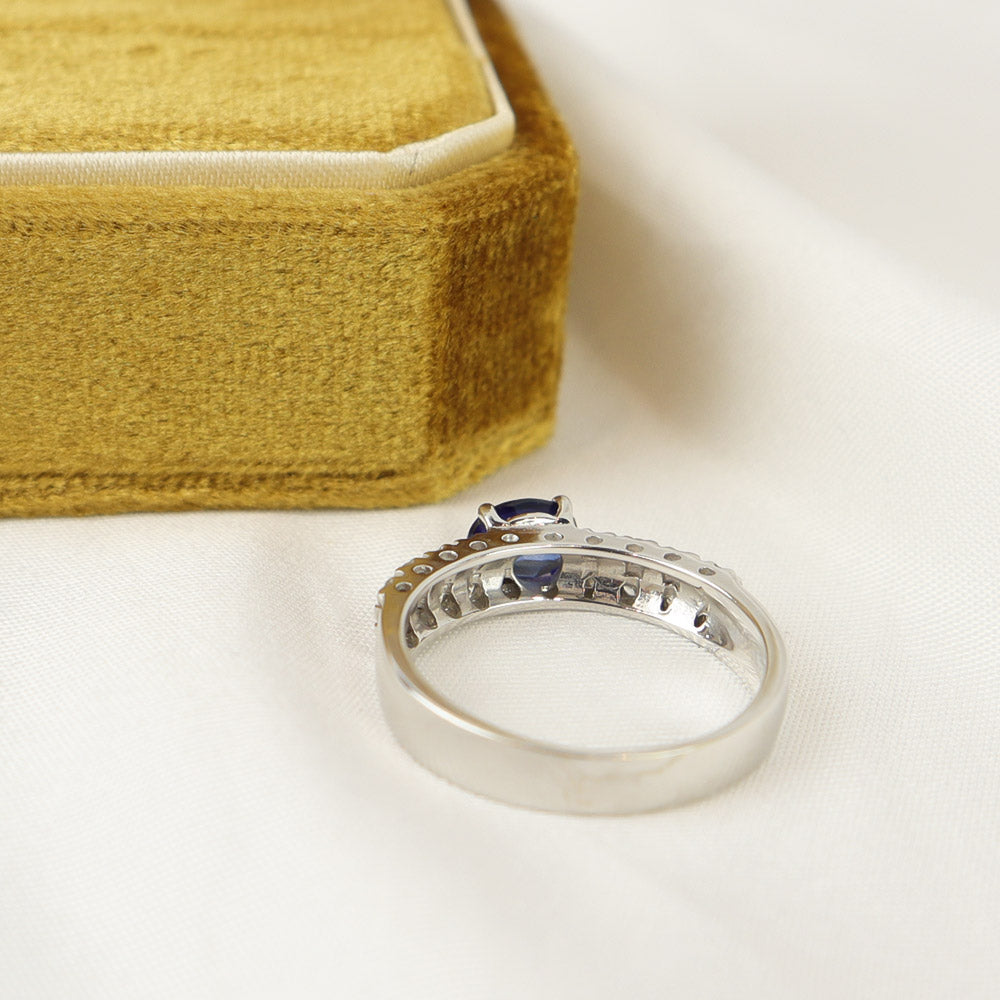 Anello zaffiro cod. 6657