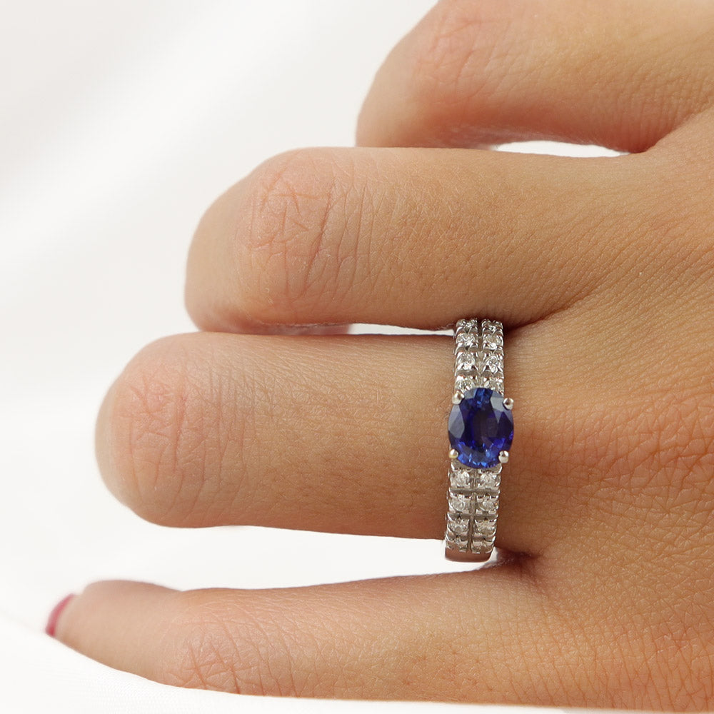 Anello zaffiro cod. 6657
