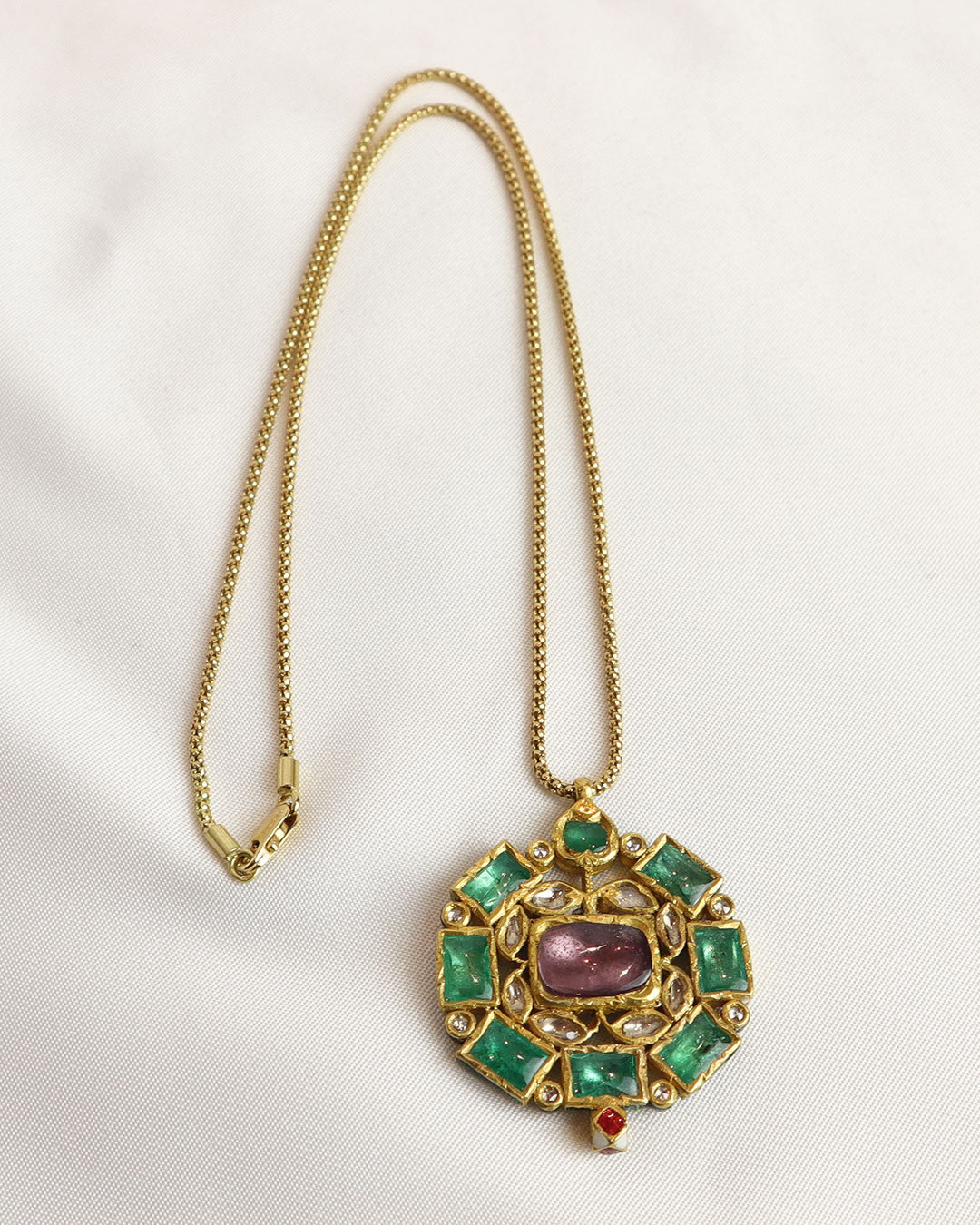 Ciondolo antico indiano cod. 001