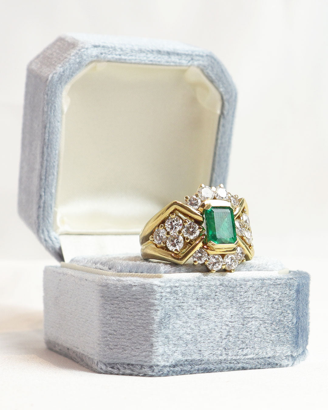 Anello smeraldo colombiano cod. 0022