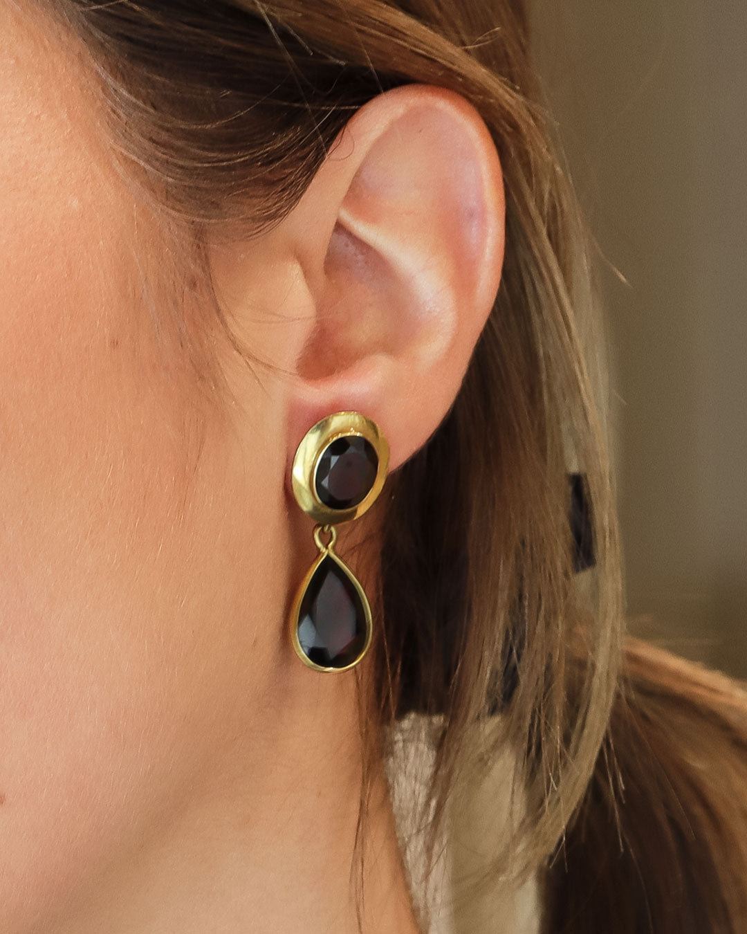 Orecchini granato cod. 7830