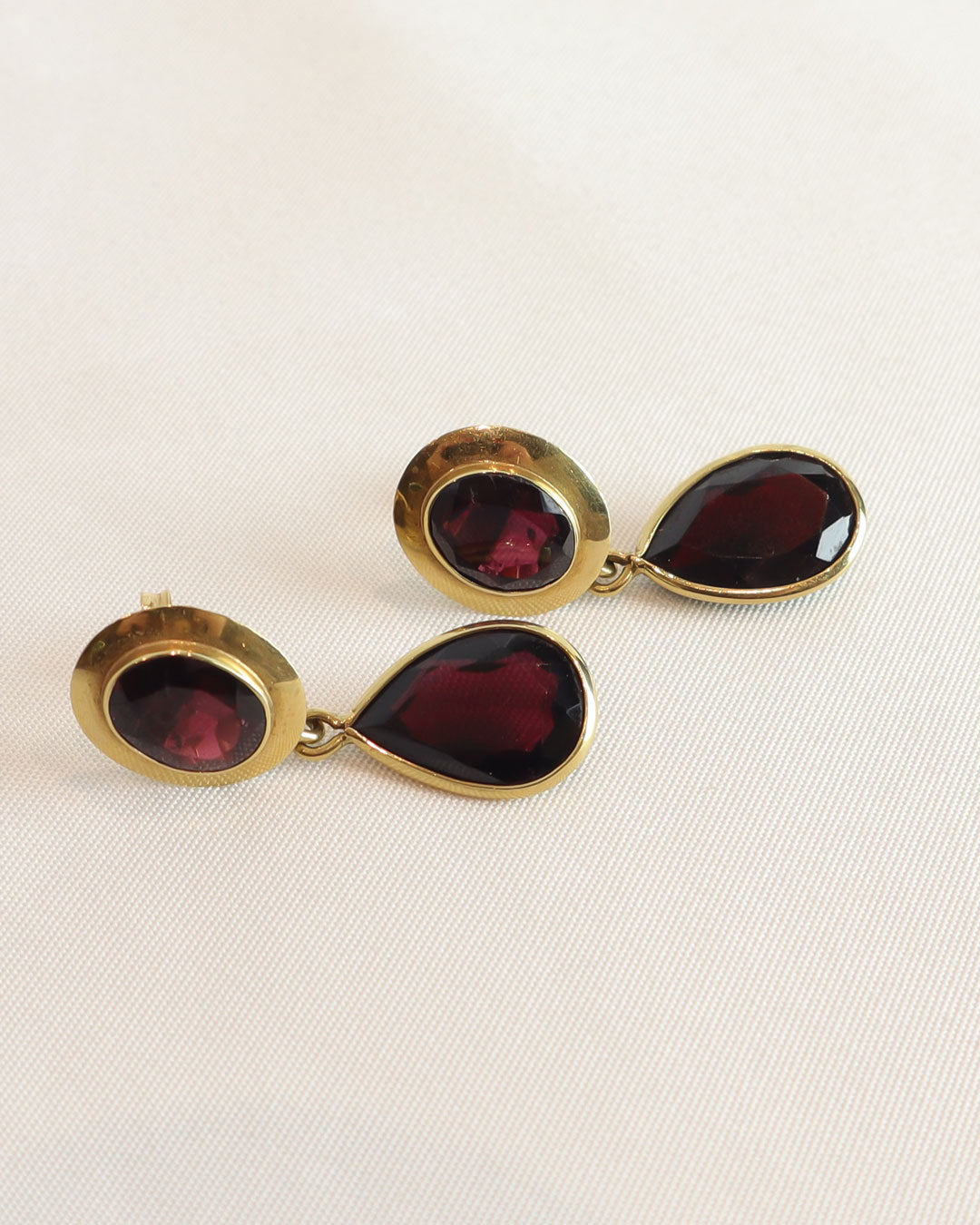 Orecchini granato cod. 7830