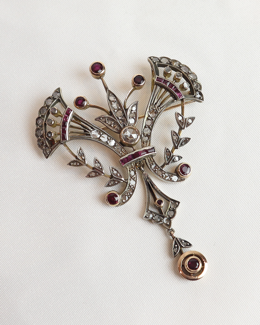 Spilla in stile antico liberty cod. 8012