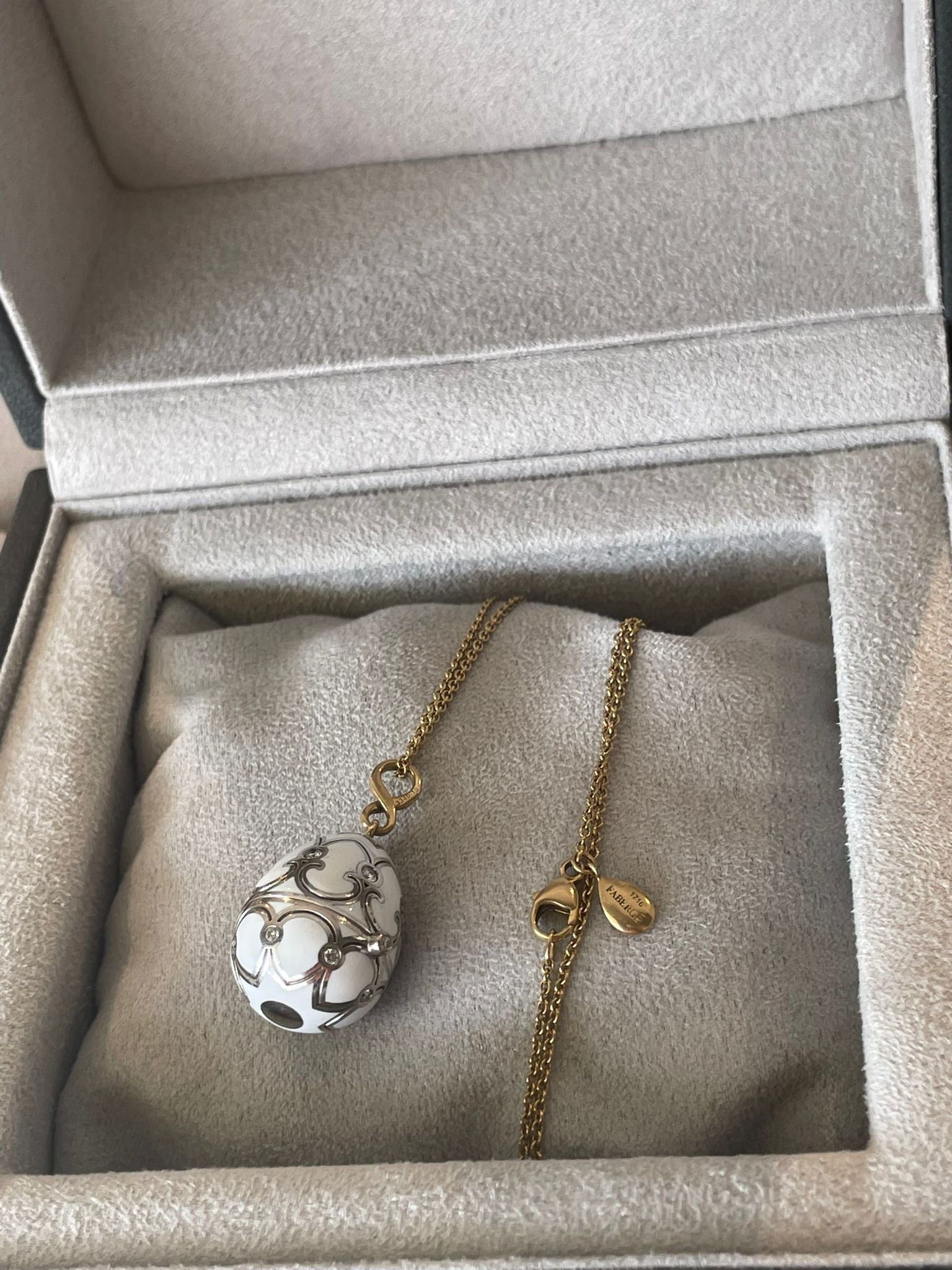 Catena con ciondolo Fabergè collezione Heritage cod. 8101