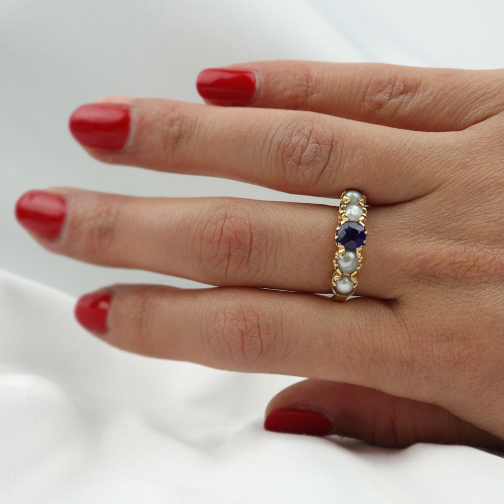 Anello zaffiro e microperle cod. 5636