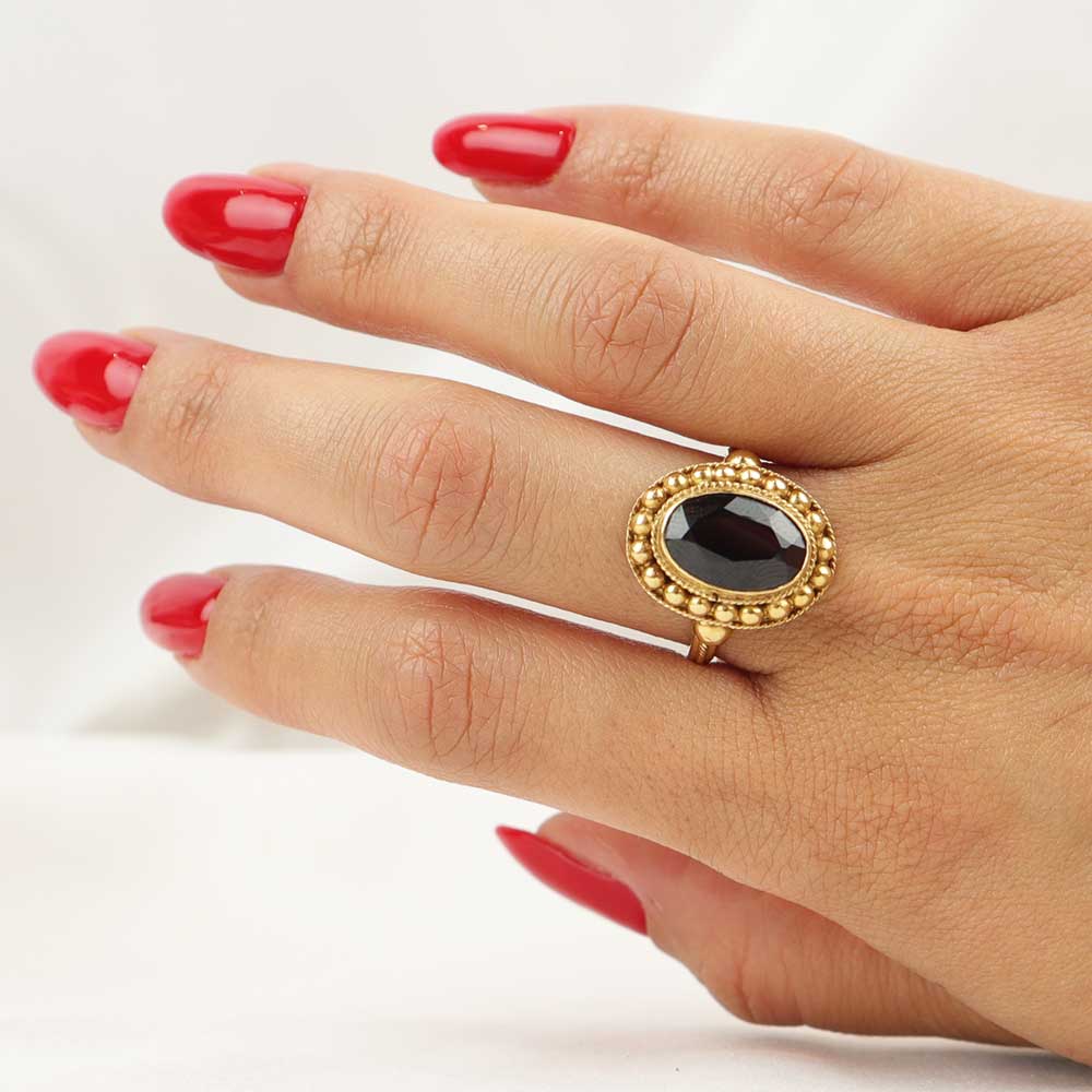 Anello antico con granato cod. 7621 - Oro Tesori