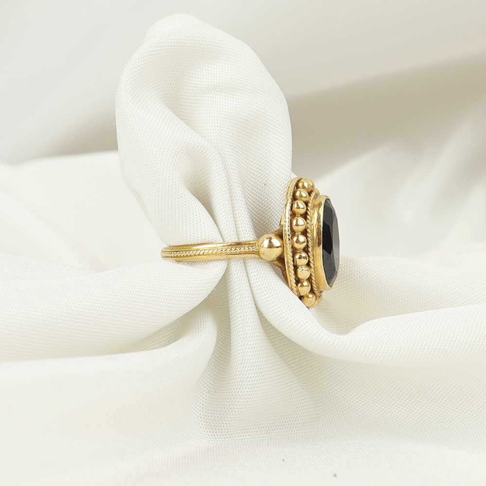 Anello antico con granato cod. 7621 - Oro Tesori
