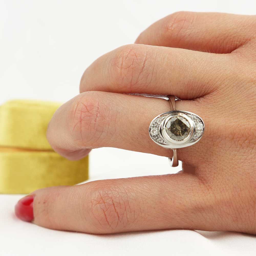 Anello con diamante cod. 7357 - Oro Tesori