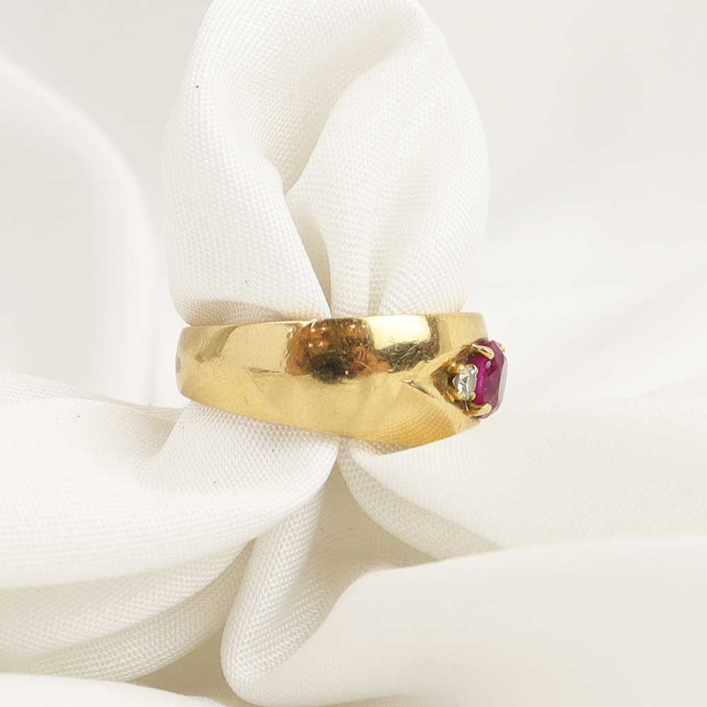 Anello fascia rubino cod. 7618 - Oro Tesori