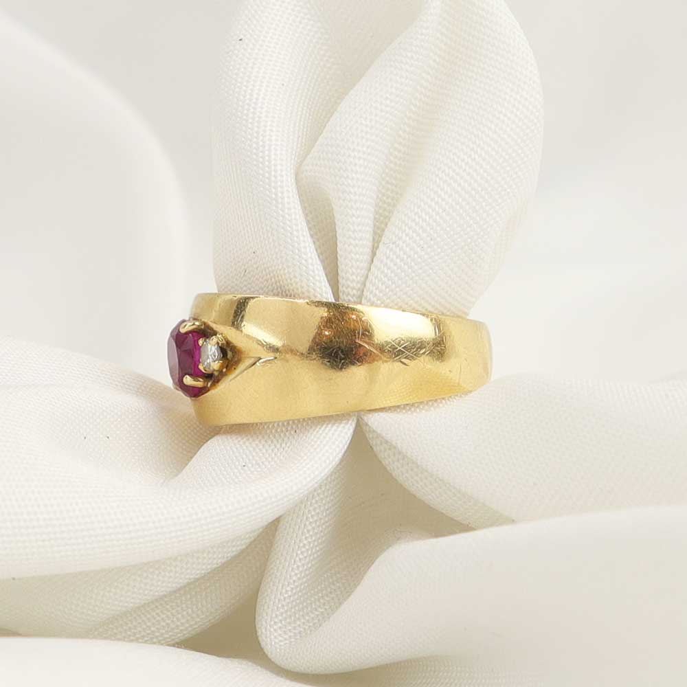Anello fascia rubino cod. 7618 - Oro Tesori