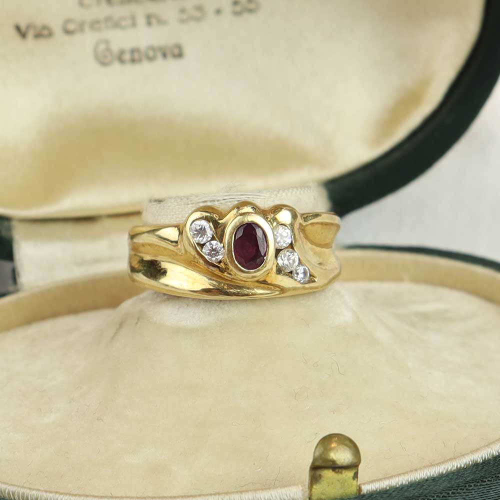 Anello rubino cod. 7766 - Oro Tesori