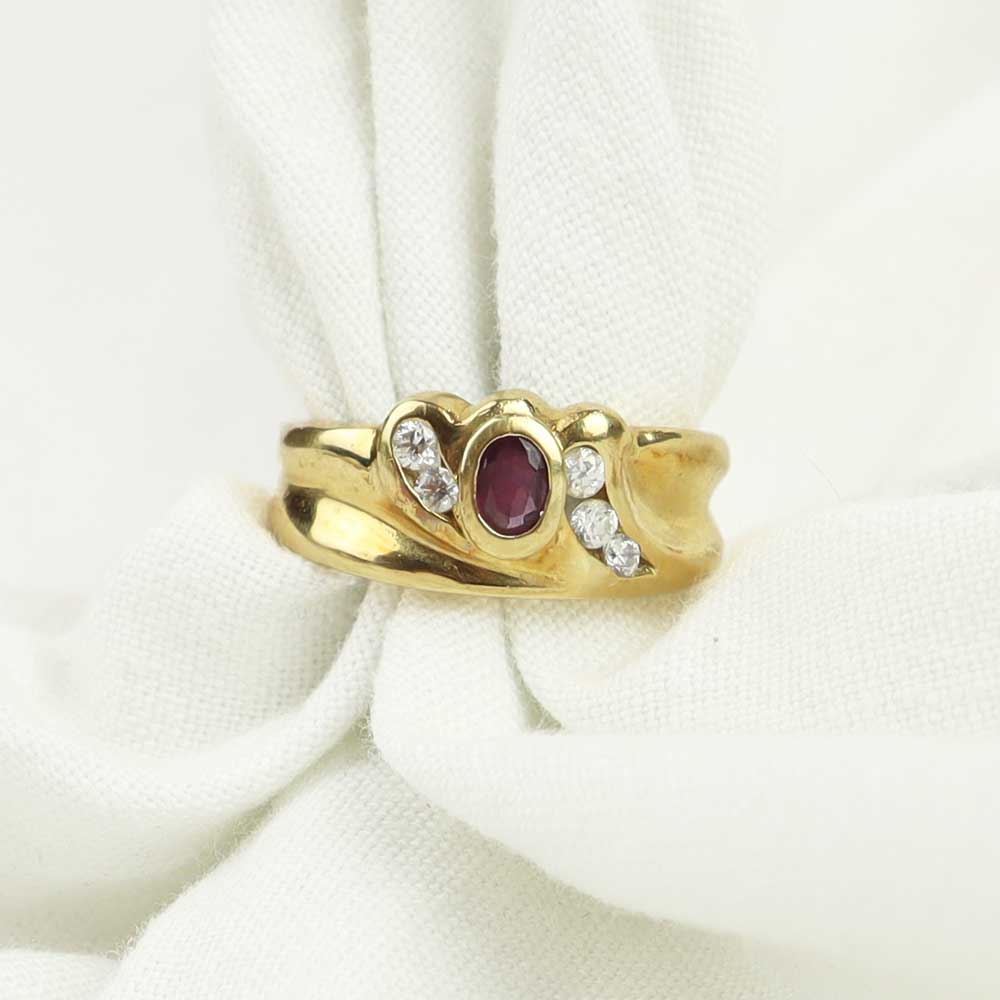 Anello rubino cod. 7766 - Oro Tesori
