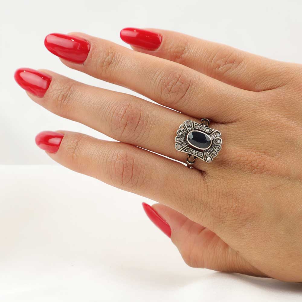 Anello vintage zaffiro cod. 6587 - Oro Tesori