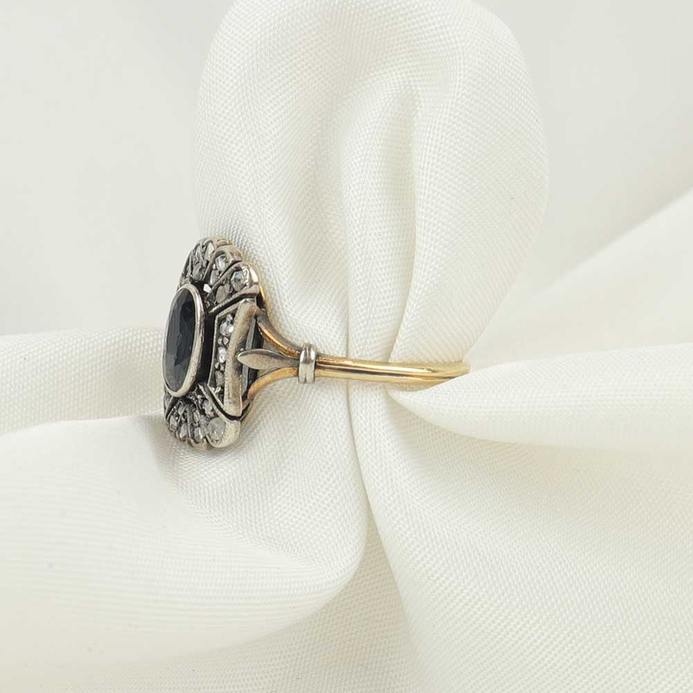 Anello vintage zaffiro cod. 6587 - Oro Tesori
