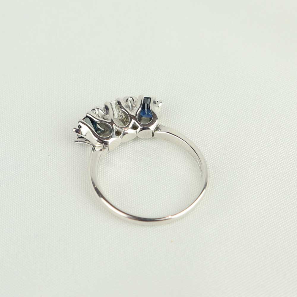 Anello zaffiri e diamanti cod. 6726 - Oro Tesori