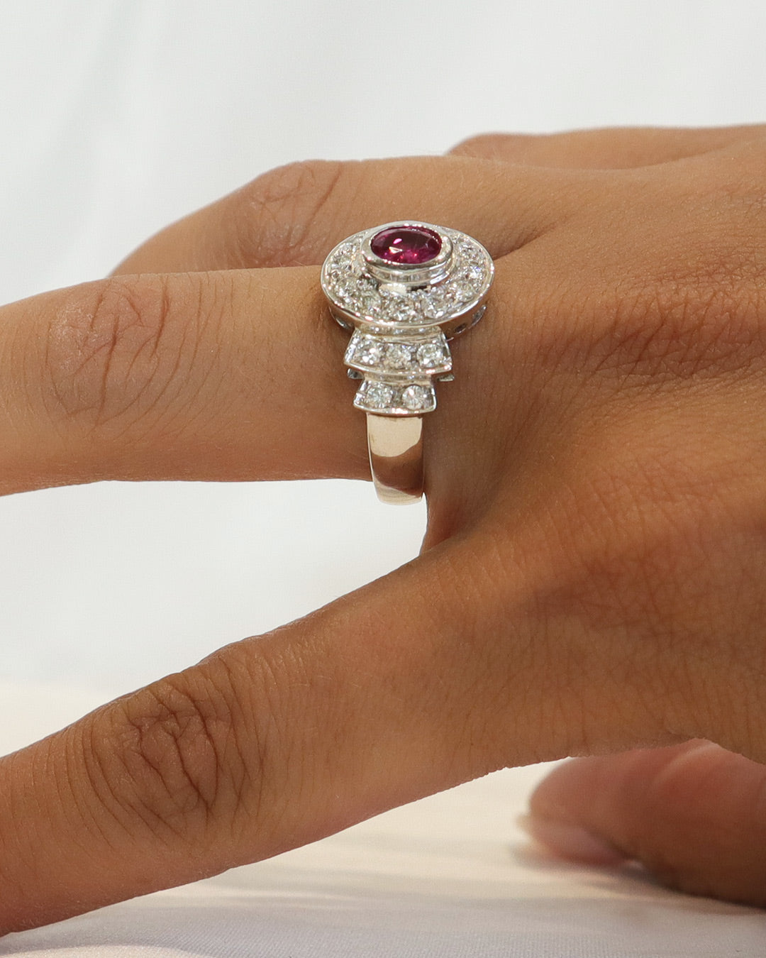 Anello vintage rubino cod. 8221