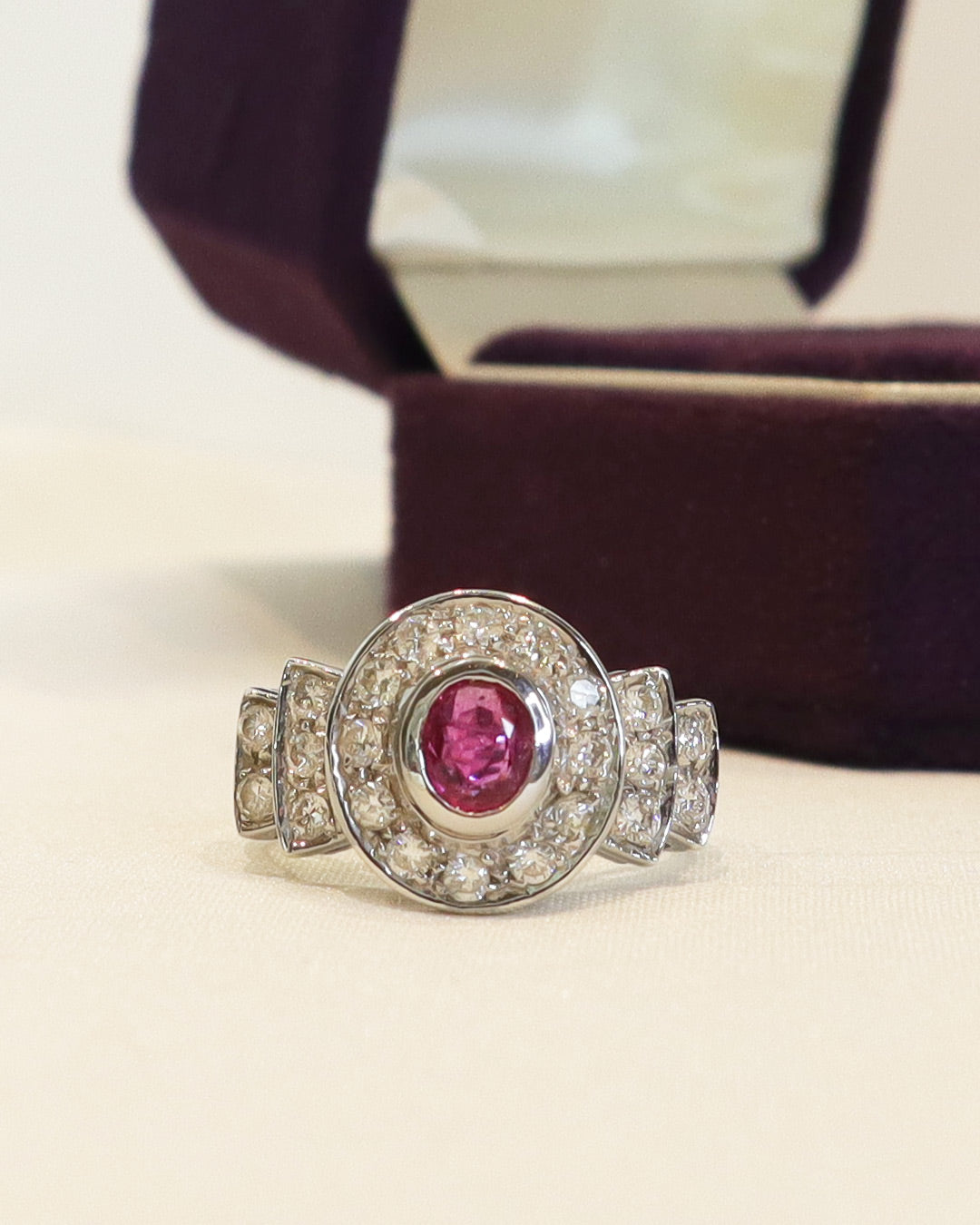 Anello vintage rubino cod. 8221