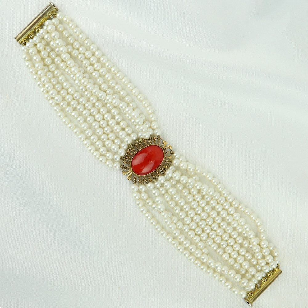 Antique bracelet with pearls and coral
