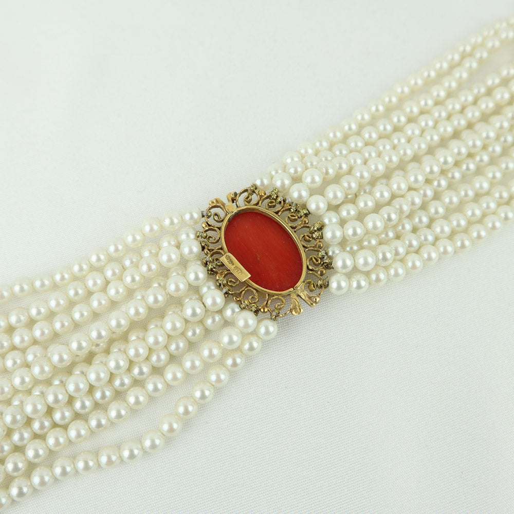 Antique bracelet with pearls and coral