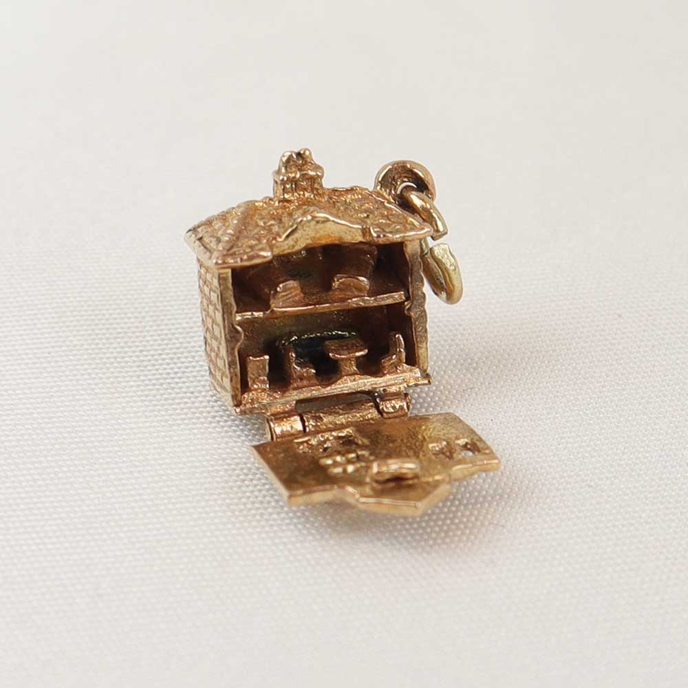 Ciondolo inglese vintage casetta apribile cod. 004 - Oro Tesori