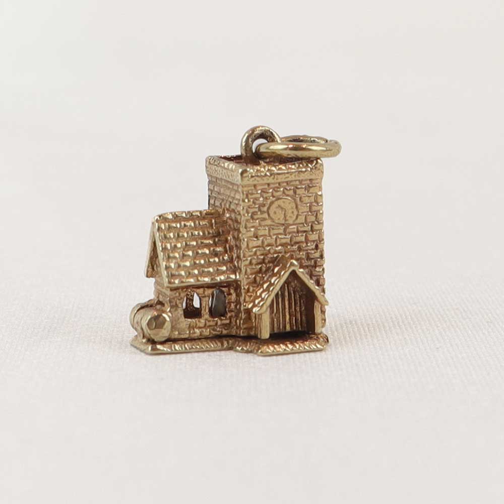 Ciondolo vintage chiesa e sposi cod. 005 - Oro Tesori