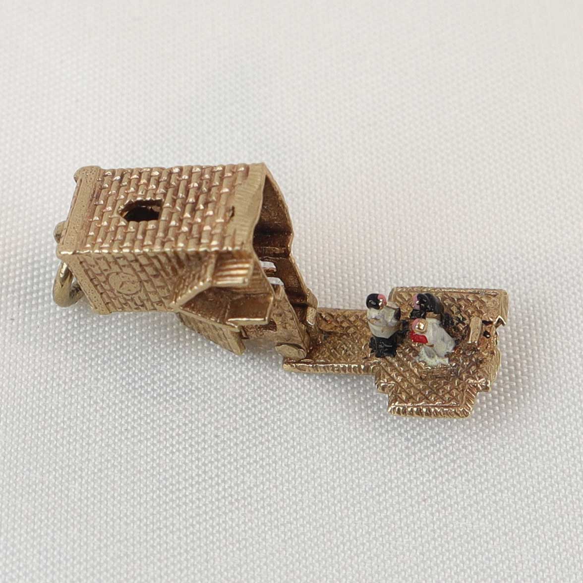 Ciondolo vintage chiesa e sposi cod. 005 - Oro Tesori
