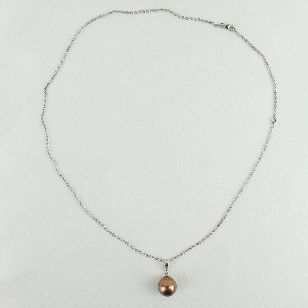 Brown pearl necklace