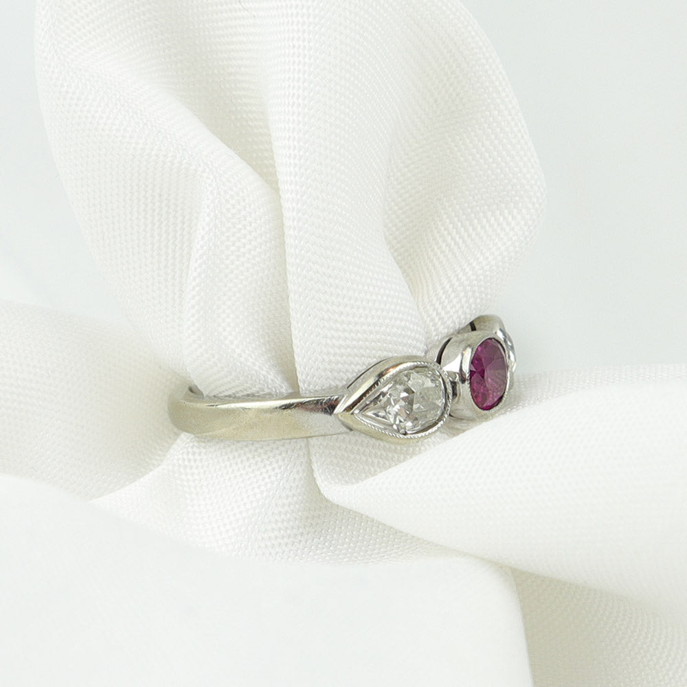 Anello Rubino e diamanti cod. 6190