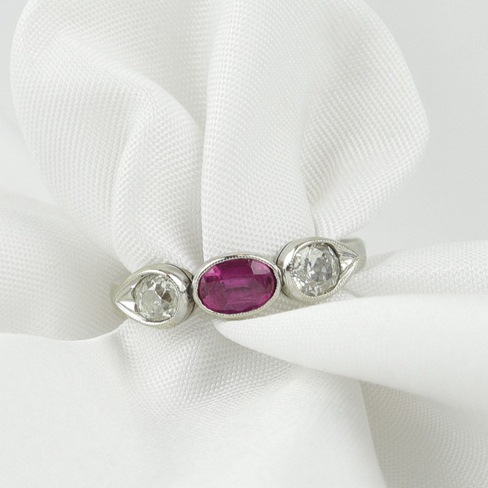 Anello Rubino e diamanti cod. 6190