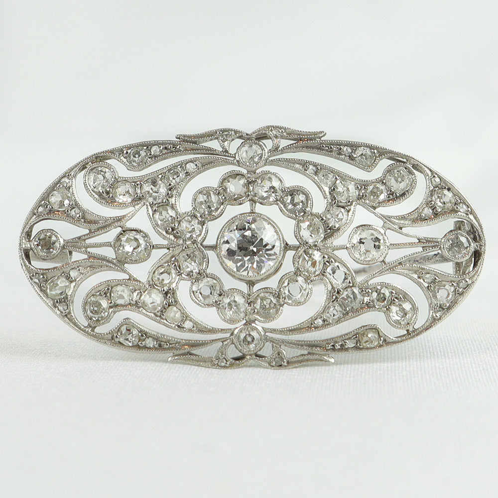 Antique brooch with diamonds
