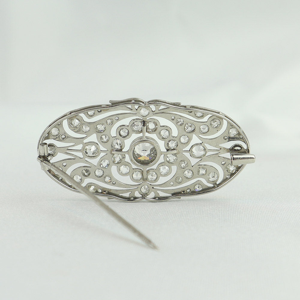 Antique brooch with diamonds