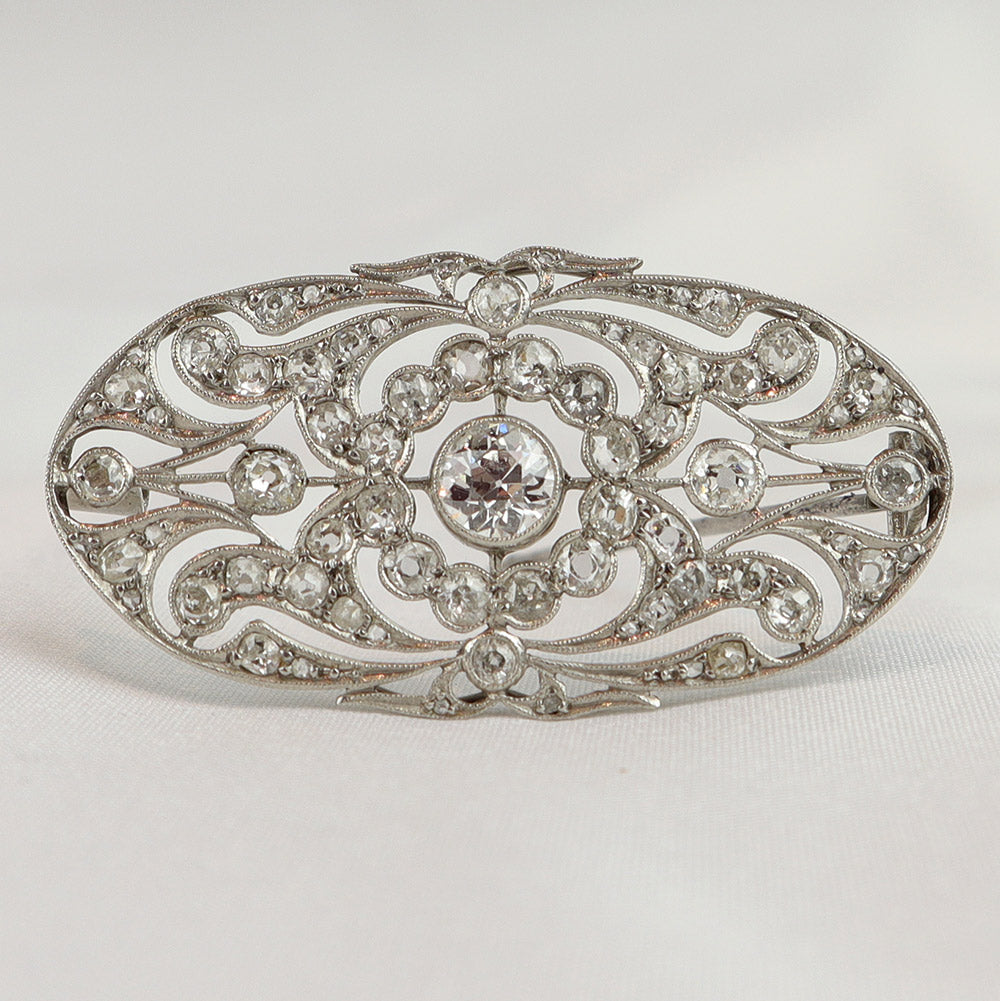 Antique brooch with diamonds