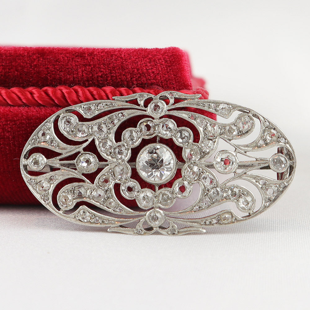 Antique brooch with diamonds